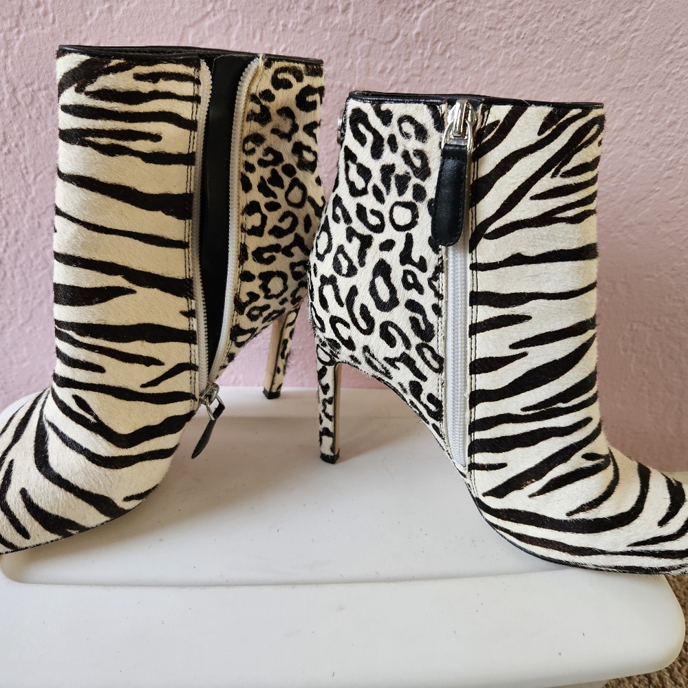 Guess Zebra and Leopard Print Ankle Boots Sz 5